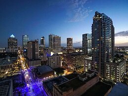 Hotel Flor Tampa Downtown, Tapestry Collection by Hilton