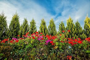 Xenios Port Marina Hotel