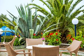 Xenios Port Marina Hotel