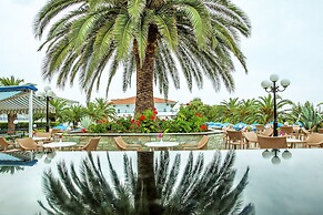 Xenios Port Marina Hotel