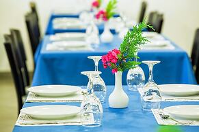 Xenios Port Marina Hotel