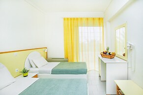 Xenios Port Marina Hotel