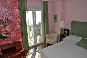 Welcome Inn Nerja