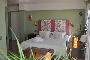 Welcome Inn Nerja