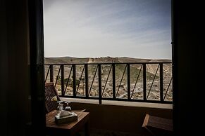 Montreal Hotel - Al Shobak