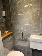 The Chestnuts Guest House