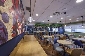 Travelodge Madrid Metropolitano