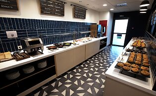 Travelodge Madrid Metropolitano