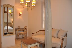 The Originals Boutique, Hôtel Les Poèmes de Chartres