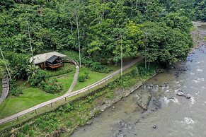 Pacuare Lodge by Böëna