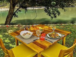 Pacuare Lodge by Böëna