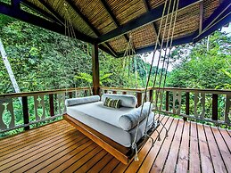 Pacuare Lodge by Böëna