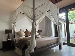 Artemis Villa and Hotel