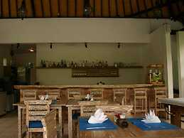 Artemis Villa and Hotel