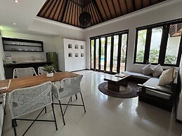 Artemis Villa and Hotel