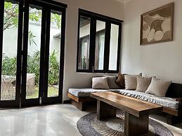 Artemis Villa and Hotel