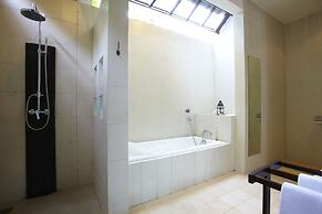 Artemis Villa and Hotel