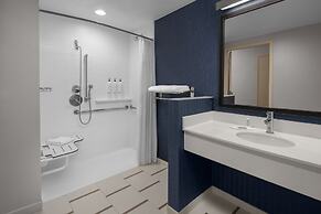 Fairfield Inn & Suites Tustin Orange County