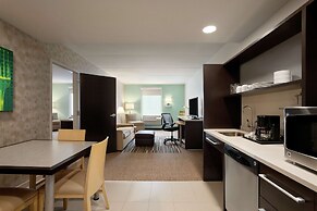 Home2 Suites by Hilton Philadelphia - Convention Center, PA