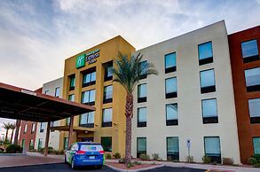 Holiday Inn Express Hotel & Suites Phoenix North Scottsdale, an IHG Ho