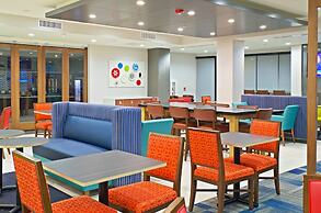 Holiday Inn Express Hotel & Suites Phoenix North Scottsdale by IHG
