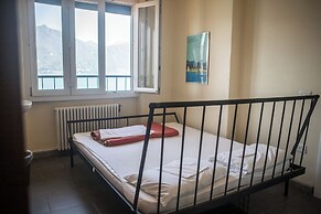 Lake Como Hostel