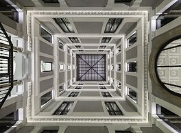 H10 Urquinaona Plaza