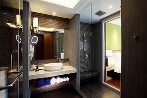 Graceland Khaolak Beach Resort