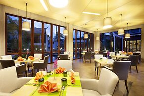Graceland Khaolak Beach Resort