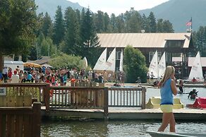 Western Riviera Lakeside Lodging