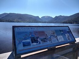 Western Riviera Lakeside Lodging