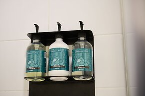 Airport Apartments by Vetroblu