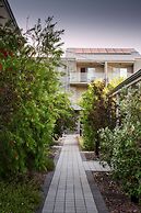 Airport Apartments by Vetroblu