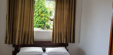 Apartamentos Casa Da Pedra