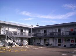 Broadway Motor Inn