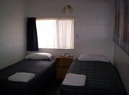 Broadway Motor Inn
