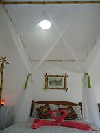 Bali Suites Itamambuca