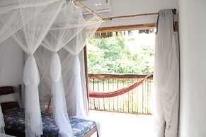 Bali Suites Itamambuca