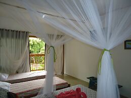 Bali Suites Itamambuca