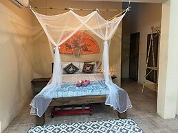 Bali Suites Itamambuca