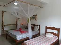 Bali Suites Itamambuca