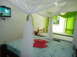 Bali Suites Itamambuca