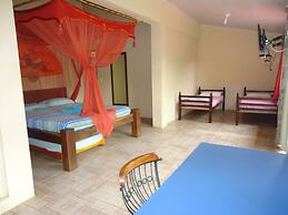 Bali Suites Itamambuca