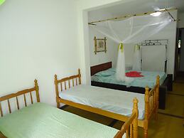 Bali Suites Itamambuca