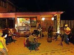 Bali Suites Itamambuca