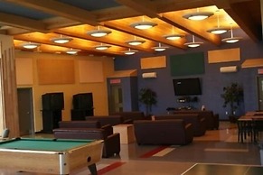 Residence & Conference Centre - Sudbury West