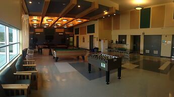 Residence & Conference Centre - Sudbury West