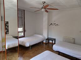 Russafa Youth Hostel