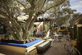 Bespoke Inn Scottsdale