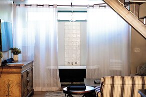 Bespoke Inn Scottsdale